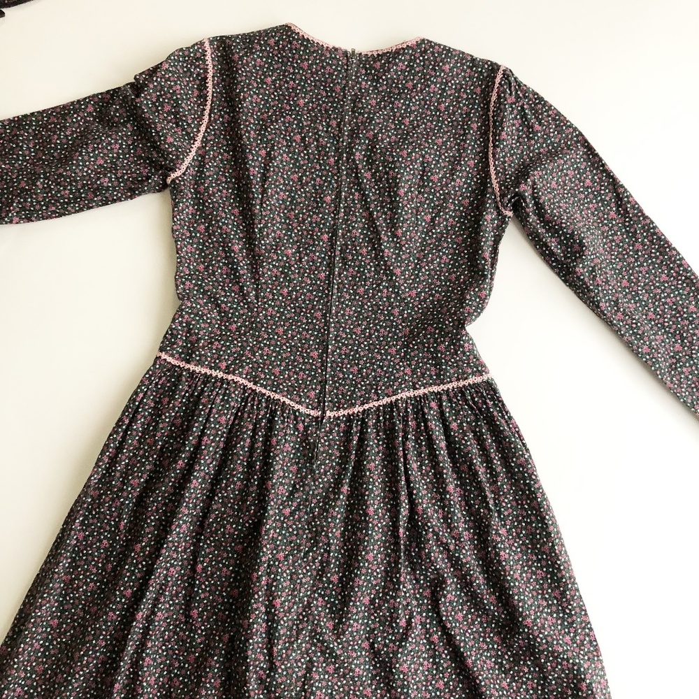 Handmade Prairie Long Dress Amish Mennonite Calico Print L/S Modest w Bonnet - Picture 7 of 11